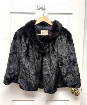 Mr Brett Faux Fur Capelet Vintage 60s Swing Tucson Furrier Spring Hook Size L